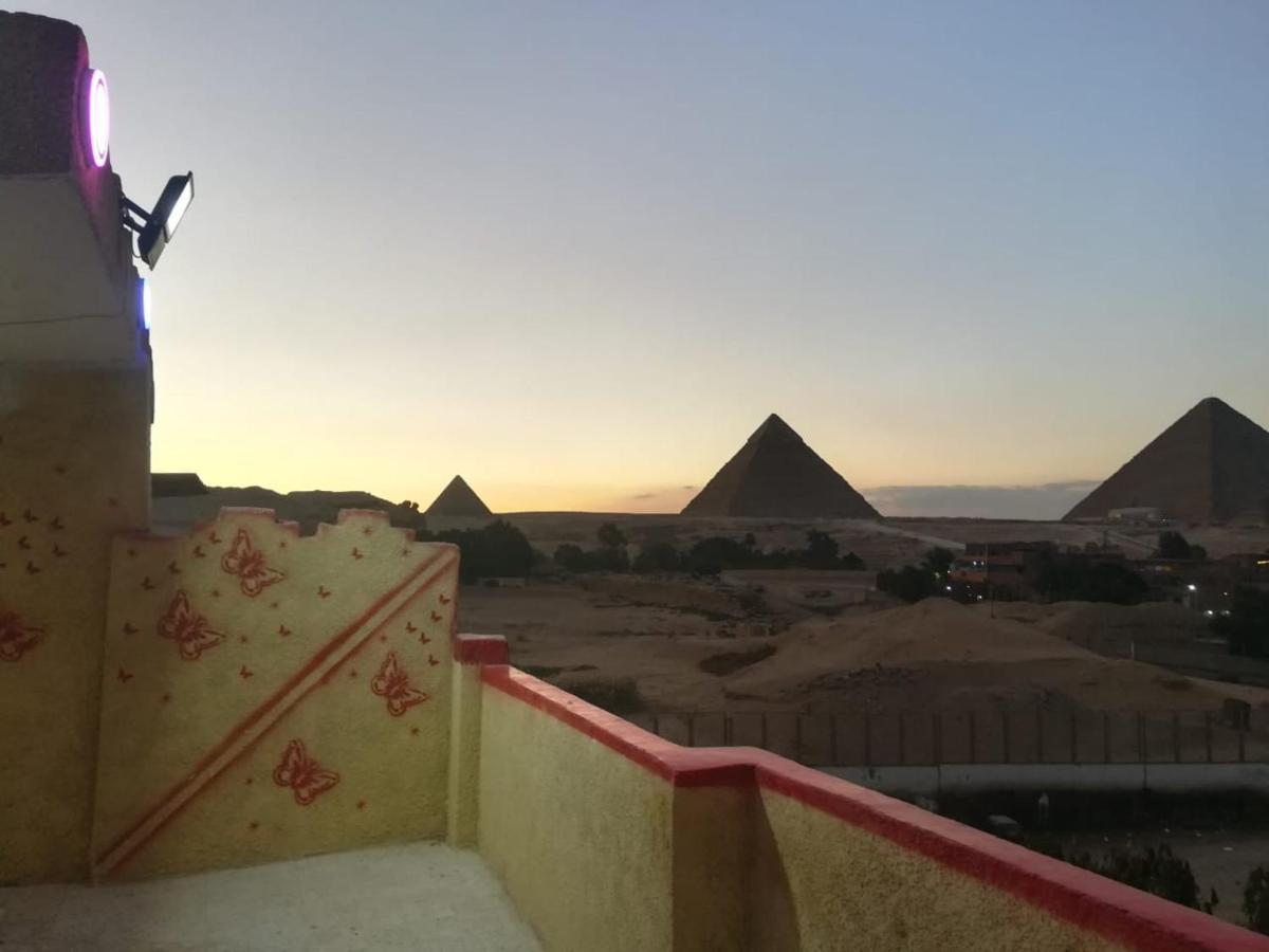 Mondy Pyramids View * Cairo