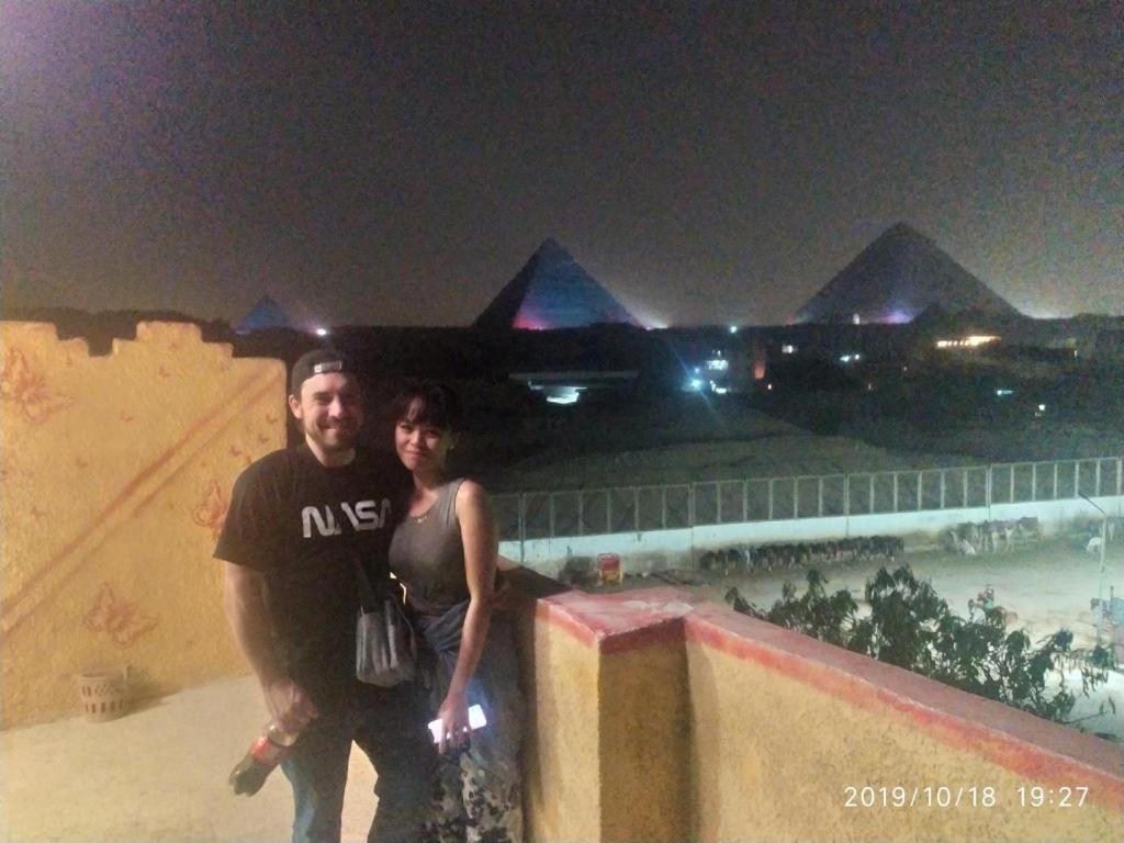 Apartment Mondy Pyramids View Cairo